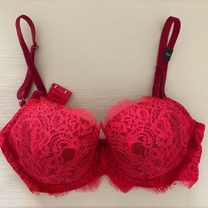 $63 NWT Victoria's Secret Dream Angels Red Lace Lined Demi Underwire Bra 32DD